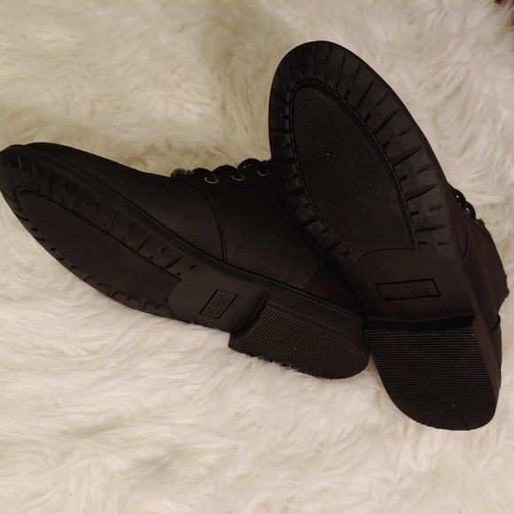 Sonoma Boots - Picture 4 of 7